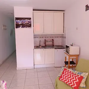 https://apartamento-privado-con-piscina.in-canary-islands.com