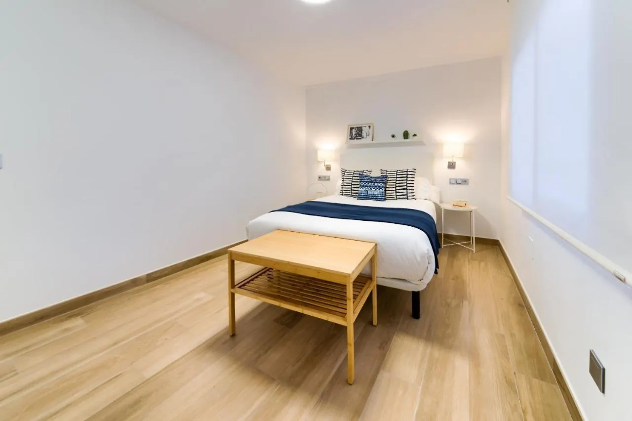Apartment Holidays2Malaga Central Alameda View