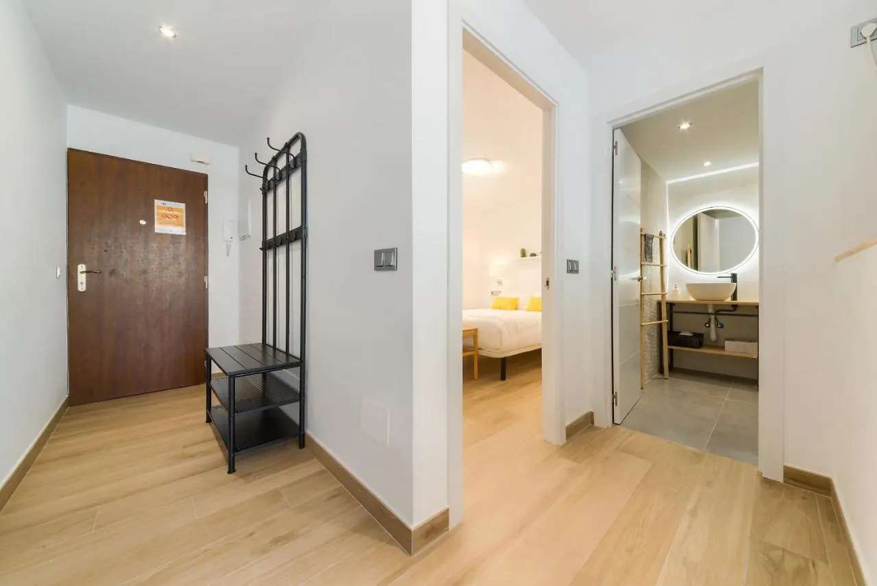 Holidays2Malaga Central Alameda View Apartment 0*, Malaga